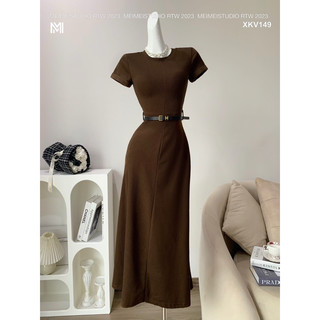 đầm len midi kèm belt