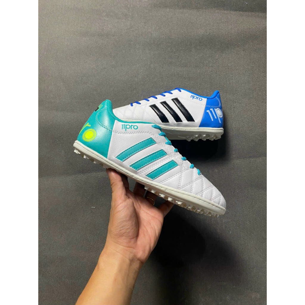 Giày đá banh toni kroos trẻ em đế cao su khâu full đê