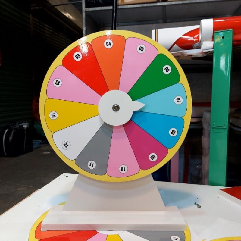 Vòng xoay may măn- Lucky wheel  40cm h50cm