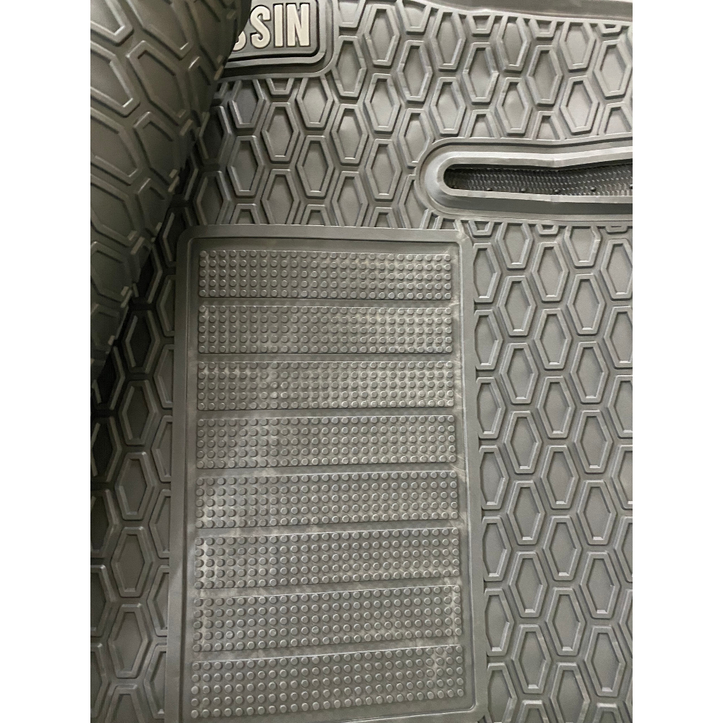 Thảm sàn, Thảm Lót Sàn Cao Su Nissin Đúc Vân Tổ Ong Chuẩn Form Xe Kia Carens