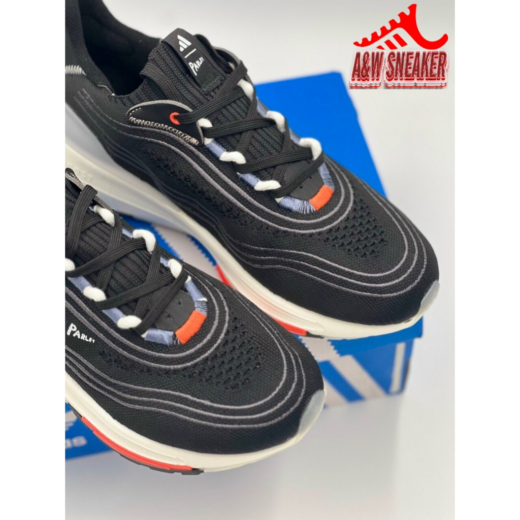 Giày Thể Thao Adidas Ultraboost Light