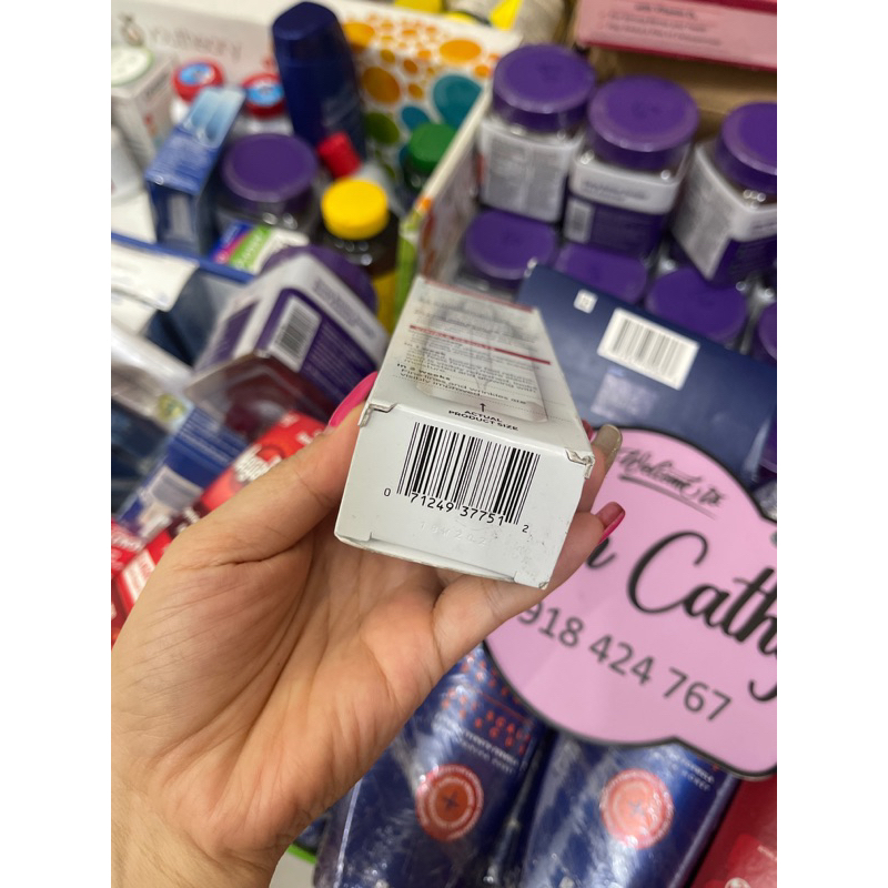 Serum dưỡng ẩm chống lão hoá da Loreal Revitalift Derm Intensives 1,5% pure Hyaluronic Acid 30ml