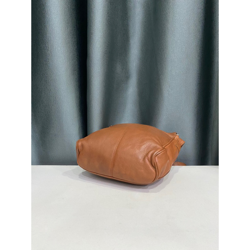 Túi si nhập Nhật dáng đeo vai đeo chéo form lạ da thật