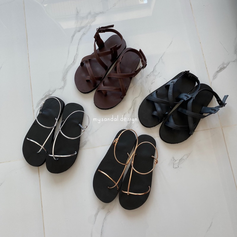 Giày sandal quai mảnh bóng vàng style Hàn