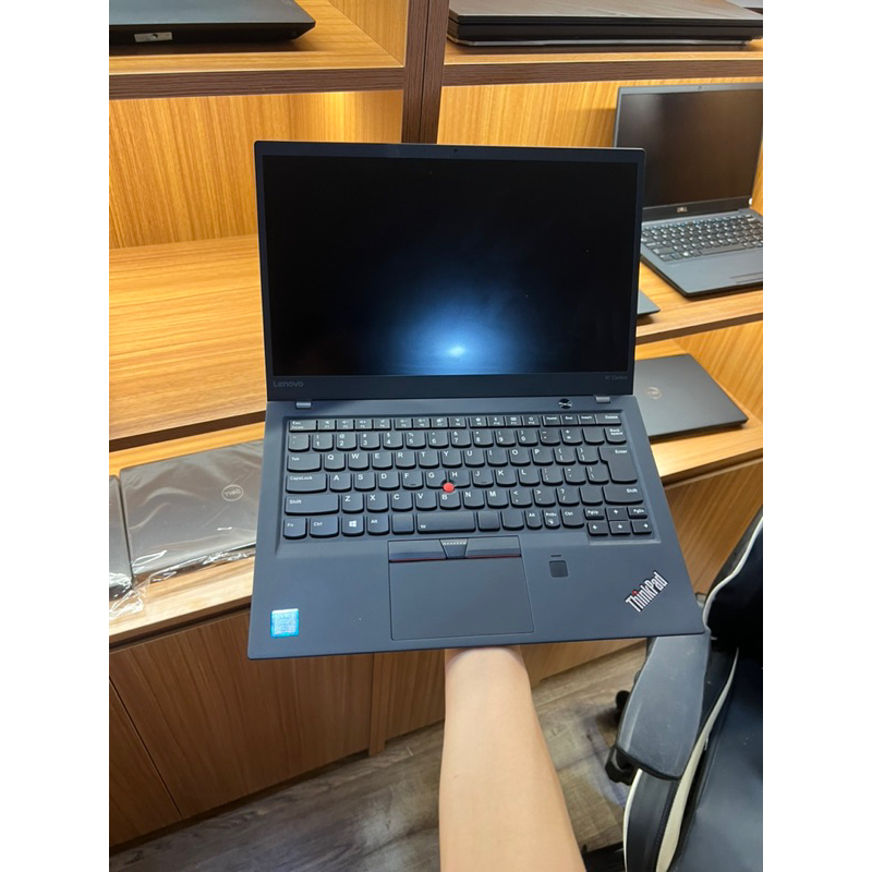 Máy Tính Lenovo X1 carbon Gen 6 i5-8350u Ram 8G Ssd 256G Hàng Chất Nguyên zin 99%