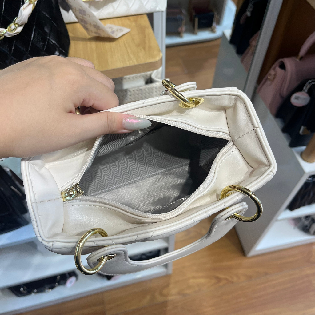 Túi đeo chéo  form vuông - Hàng loại 1 - TB.Store DC513 18x16x9 cm