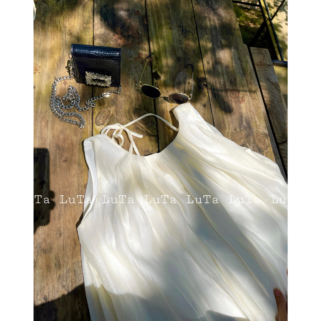 VÁY TƠ MÀU KEM VÀNG