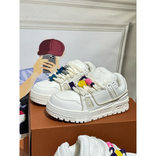 Giày thể thao L.V trainer trắng dây chữ ( có charm ) full size KÈM HỘP CÓ BẢO HÀNH Hoah2store