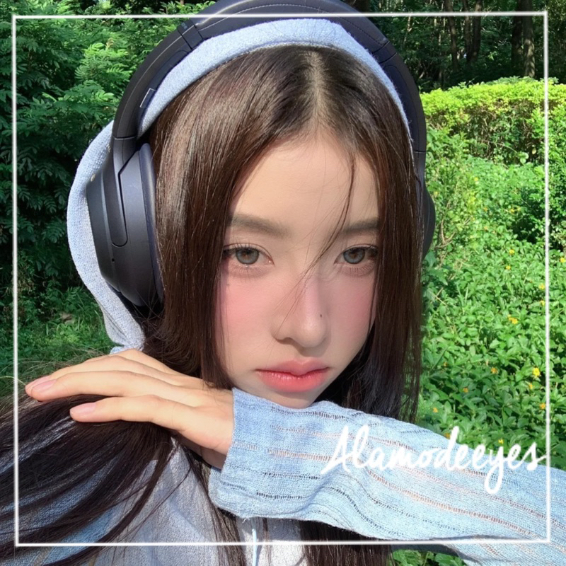 Lens xanh dương tro viền