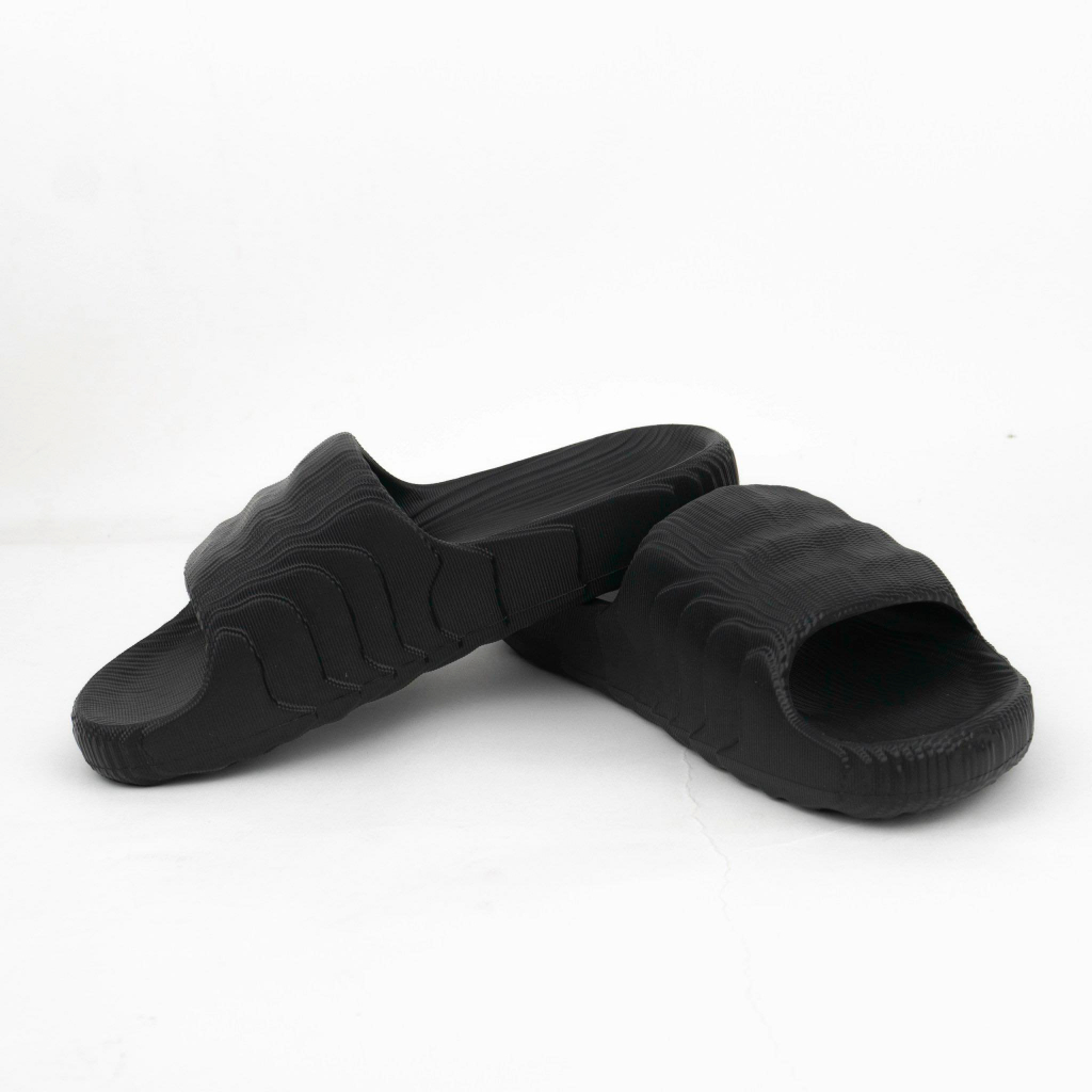 Dép Adidas Adilette 22 Slides 'Crystal White' và 'Black'