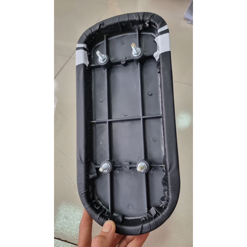 Yên sau xe đạp điện