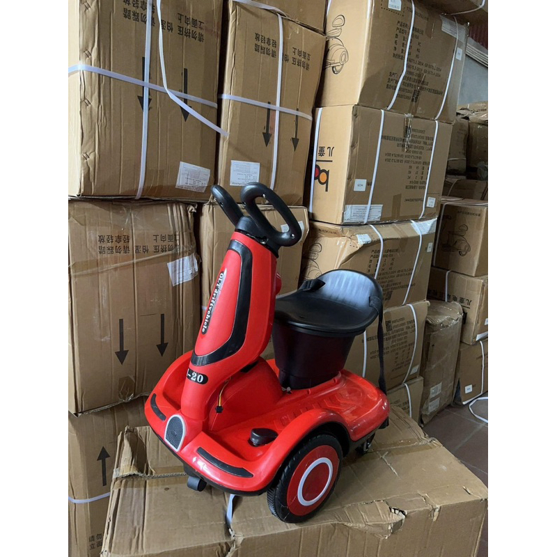 Xe máy xoay 360 cho trẻ em kèm điều khiển xe xoay 360 cho bé thăng bằng có đai an toàn có đèn nhạc