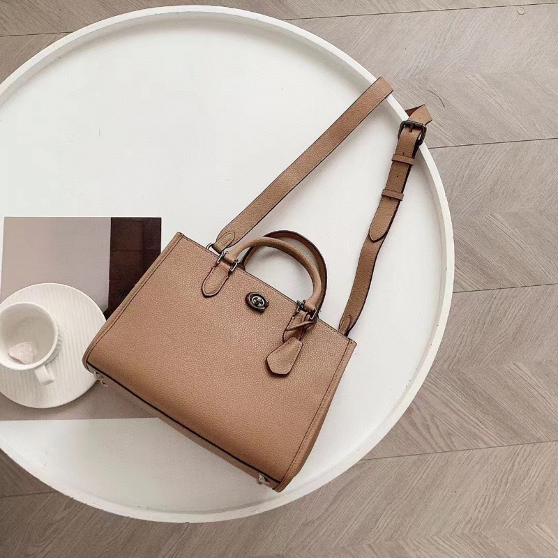 Túi Coach brooke công sở