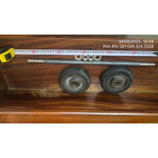 Bộ 2 bánh xe cao su Gang đúc 150 mm kèm trục ốc