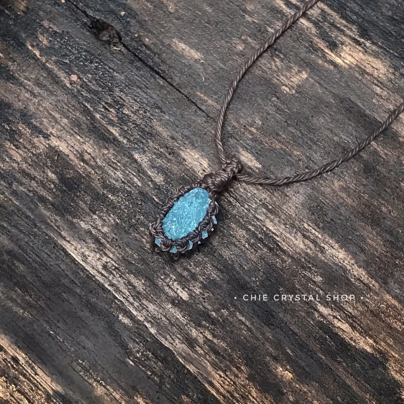 Dây chuyền Aquamarine Brazil đan dây macrame