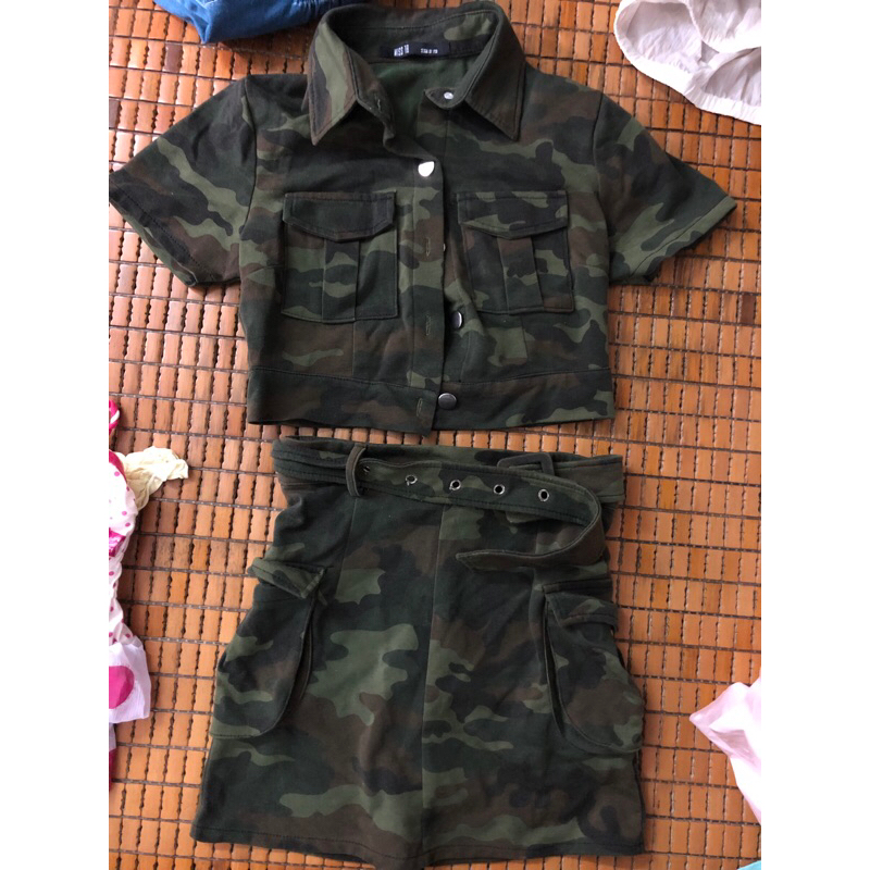 Bộ váy cho bé dưới 18kg