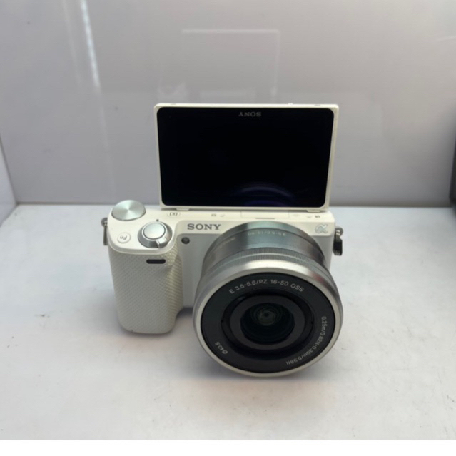 Sony Alpha NEX-5T+Ống Kính 16-50 OSS Quay,Chụp,Hỗ trợ NFC+WIFI