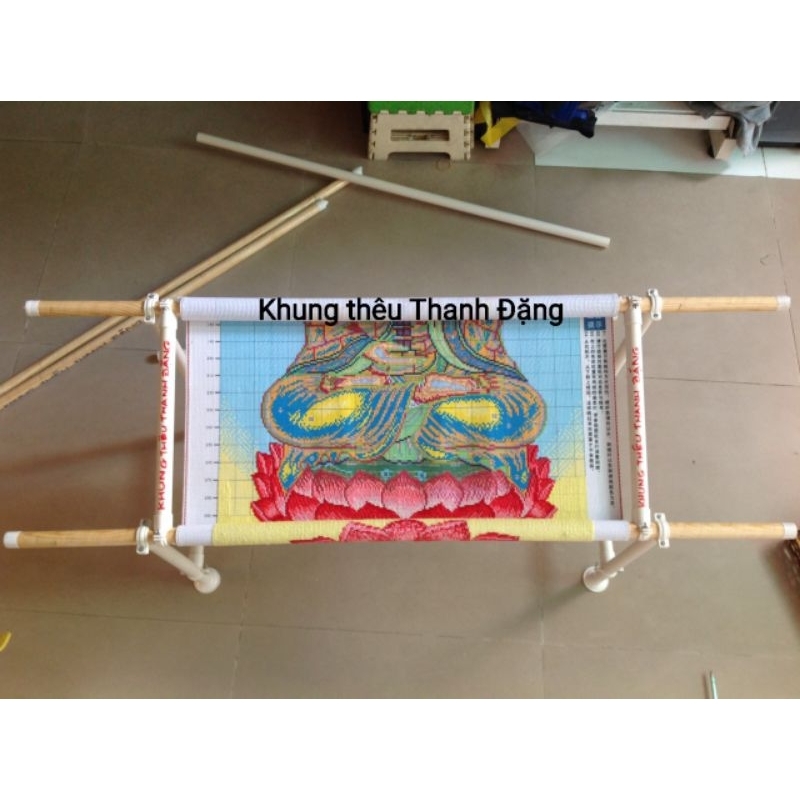 Khung thêu 2 thanh xoay gỗ