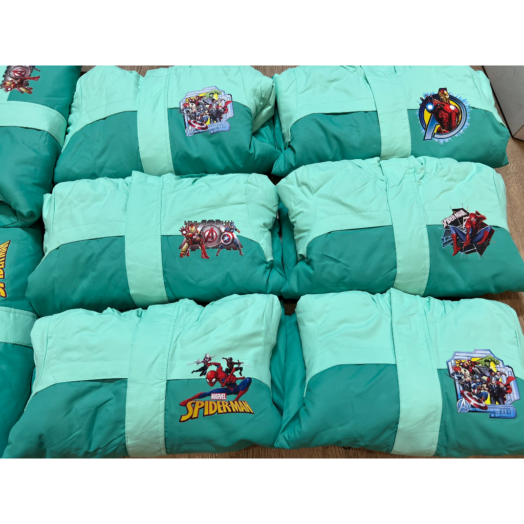 Áo khoác phao Cat&Jack in hình siêu nhân xuất dư cho bé trai từ 3-5 tuổi