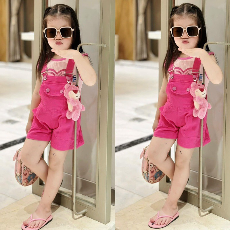 Set 3 món yếm bé gái màu hồng kèm áo phông cotton và gấu dâu đáng yêu