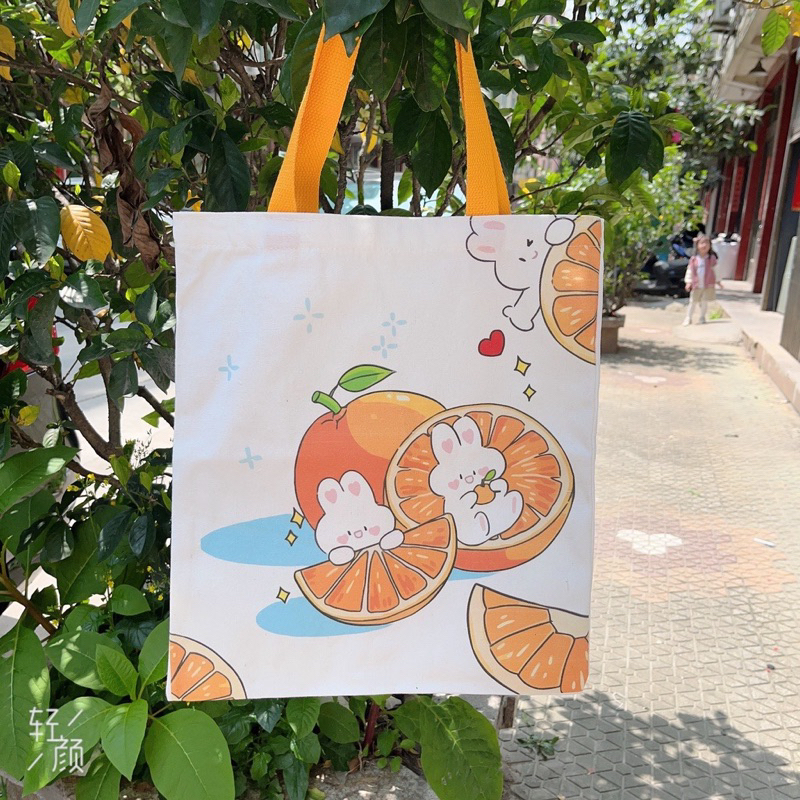 Túi vải tote cỡ lớn có khoá kéo.