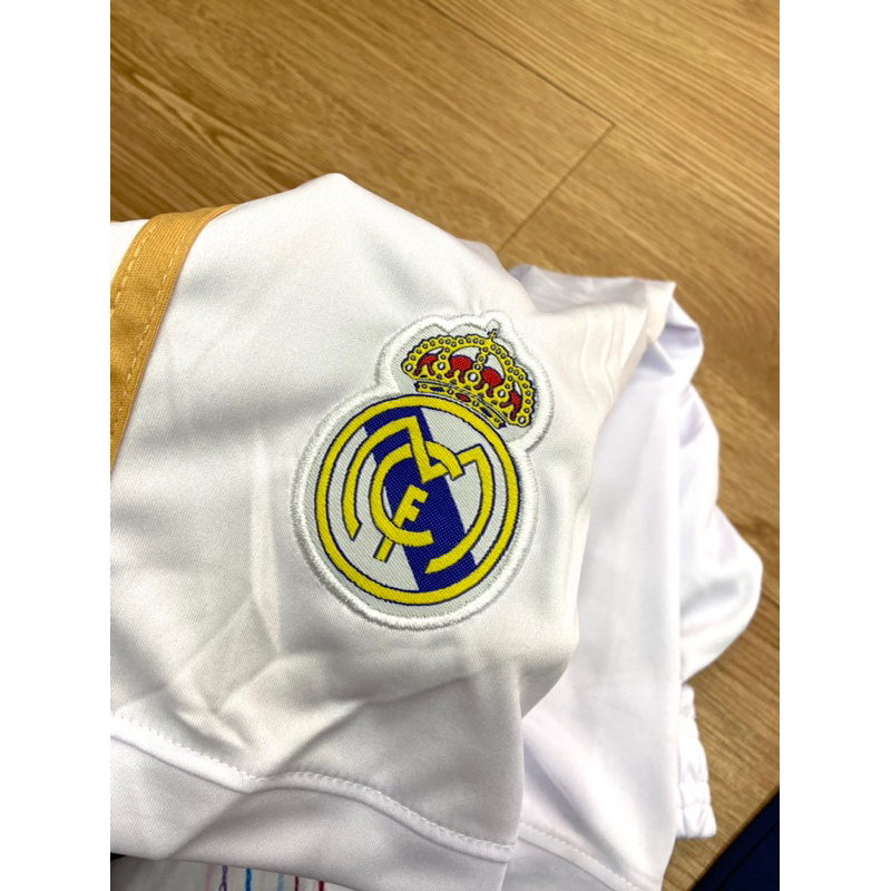 Áo đá banh, bóng đá Real Madrid màu trắng tay ngắn mới nhất, in tên số theo yêu cầu