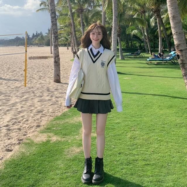 Áo len gile thêu hoạ tiết dáng lửng dễ thương phong cách học sinh Hàn Quốc