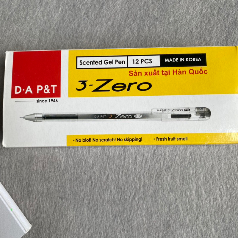 Hộp 12 Bút Viết Nước 3 Zero 0.38mm Đông A