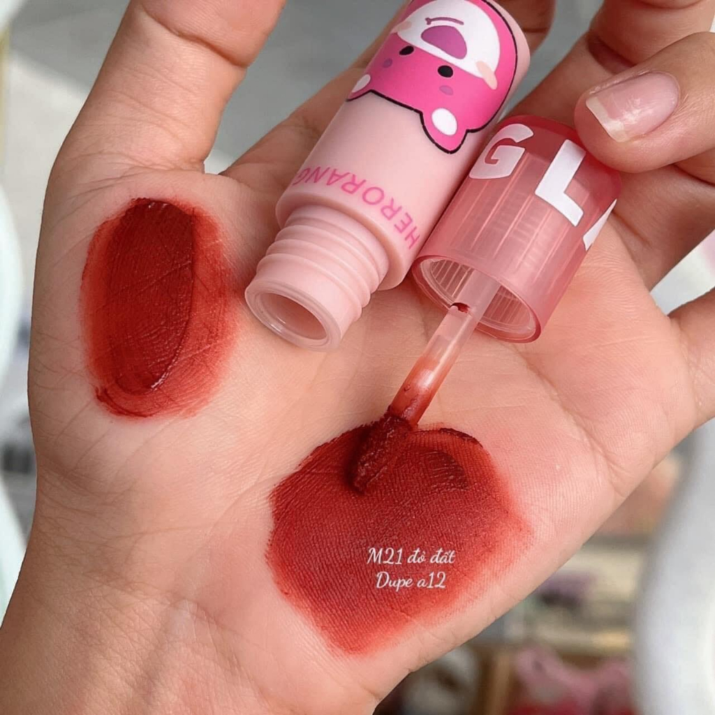 Son kem Herorange gấu dâu siêu lì chống dính cốc