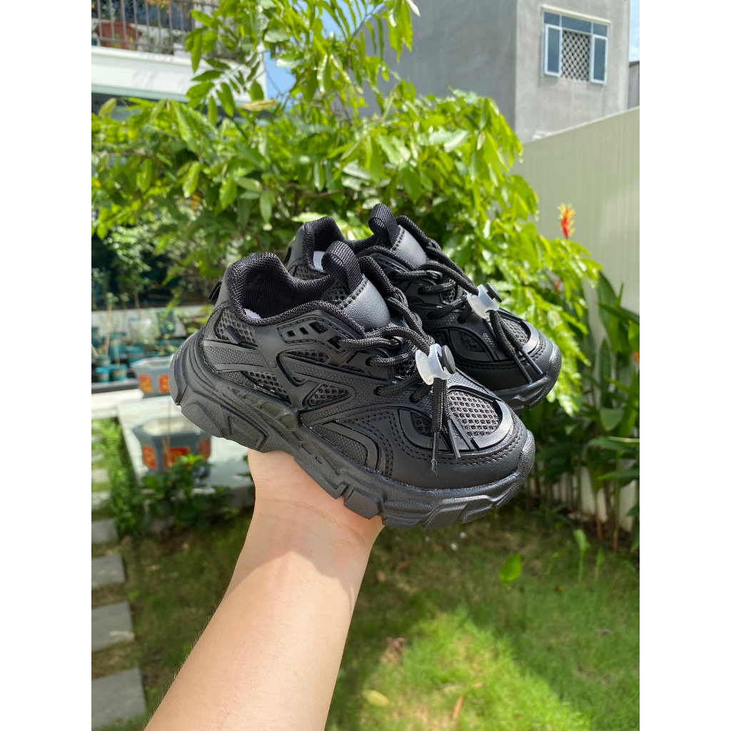 Giày Thể Thao Hai Màu Trắng-Đen Cho Bé Trai/Gái Siêu Nhẹ, Đế Chống Trơn, Dễ Phối Đồ-Thoáng khí