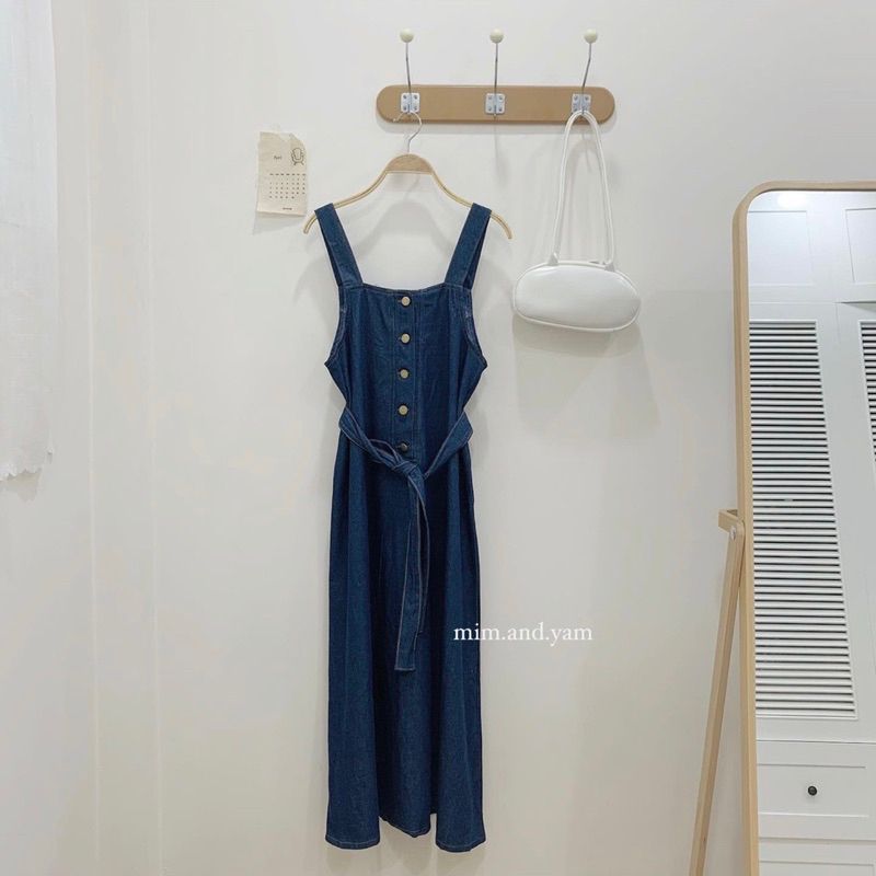 Váy yếm jeans kèm dây buộc
