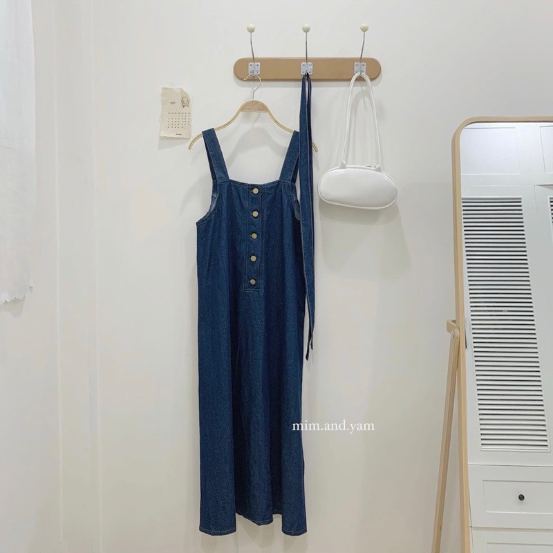 Váy yếm jeans kèm dây buộc