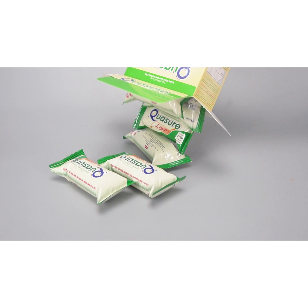 Bánh Bông Lan Quasure Light Cốm Bibica 126g - Thực phẩm dành cho người ăn kiêng, tiểu đường