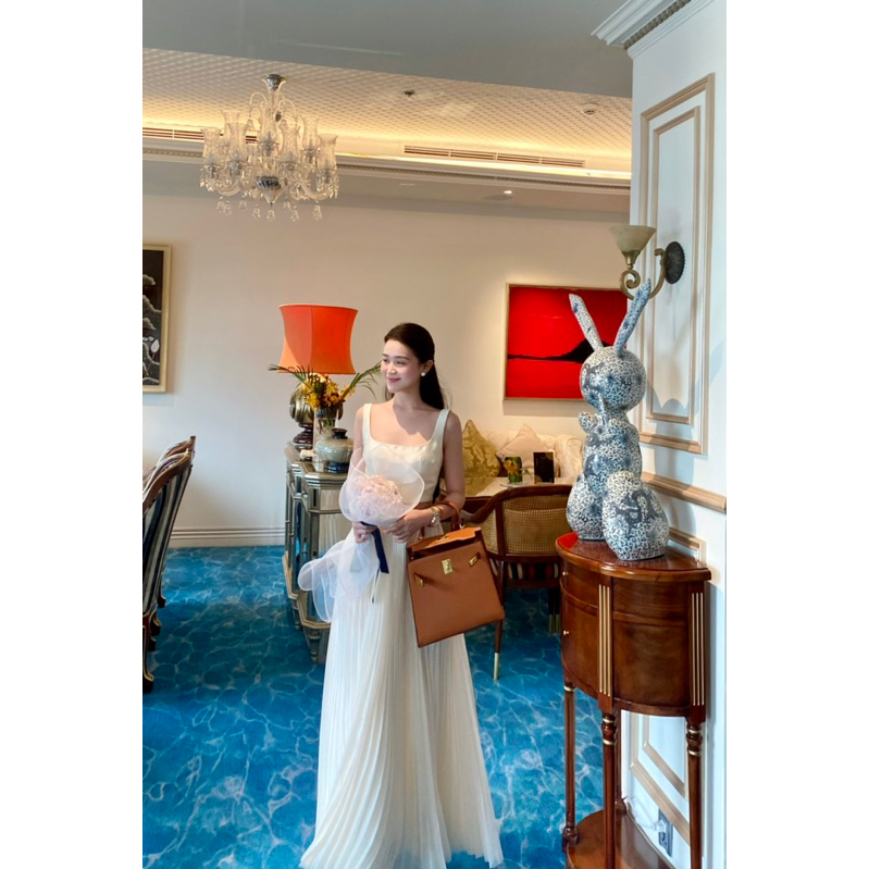 Áo Croptop và Chân váy dập ly MARIE màu kem, áo có đệm ngực MAR01