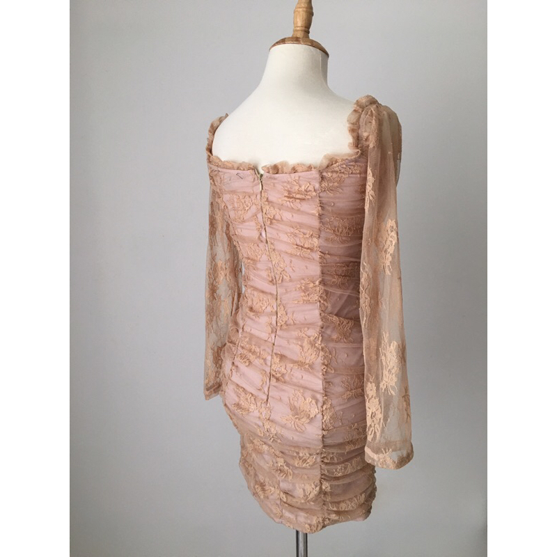 Đầm body ren màu nude  tôn da Vnxk new 100%