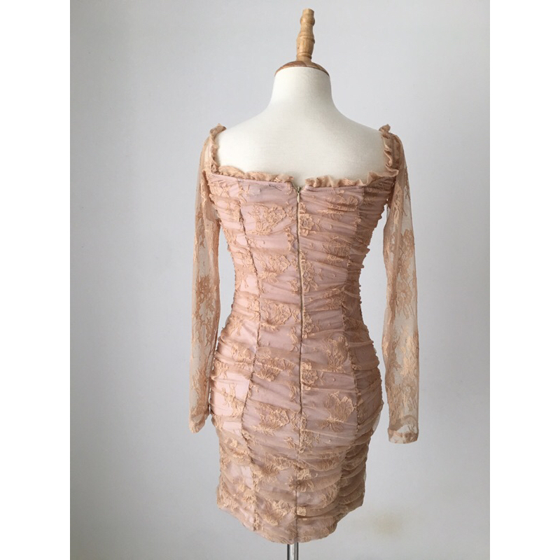 Đầm body ren màu nude  tôn da Vnxk new 100%