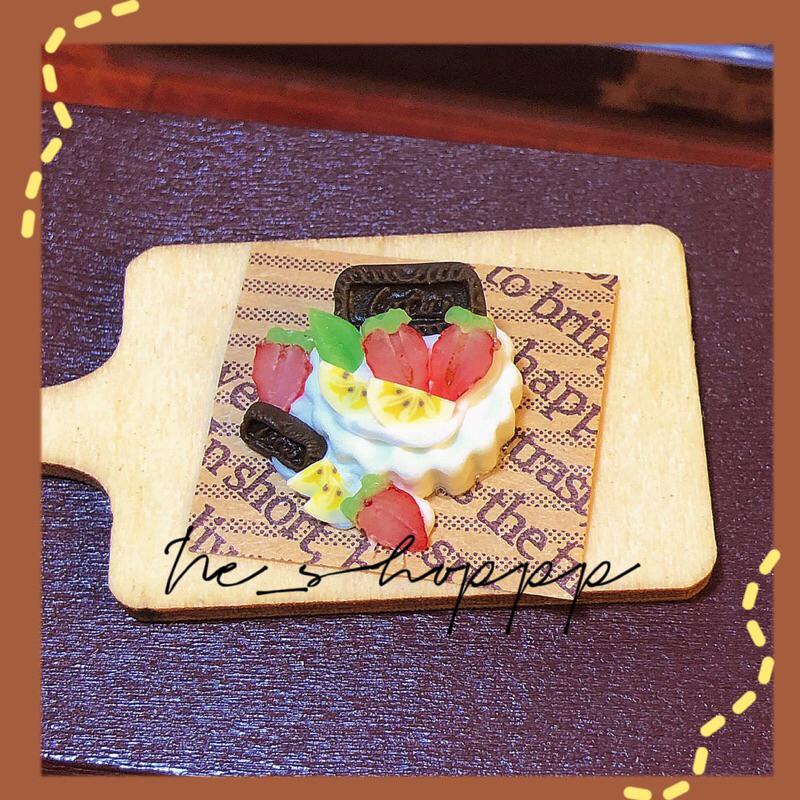 Mô hình bánh tổ ong kem đất sét mini