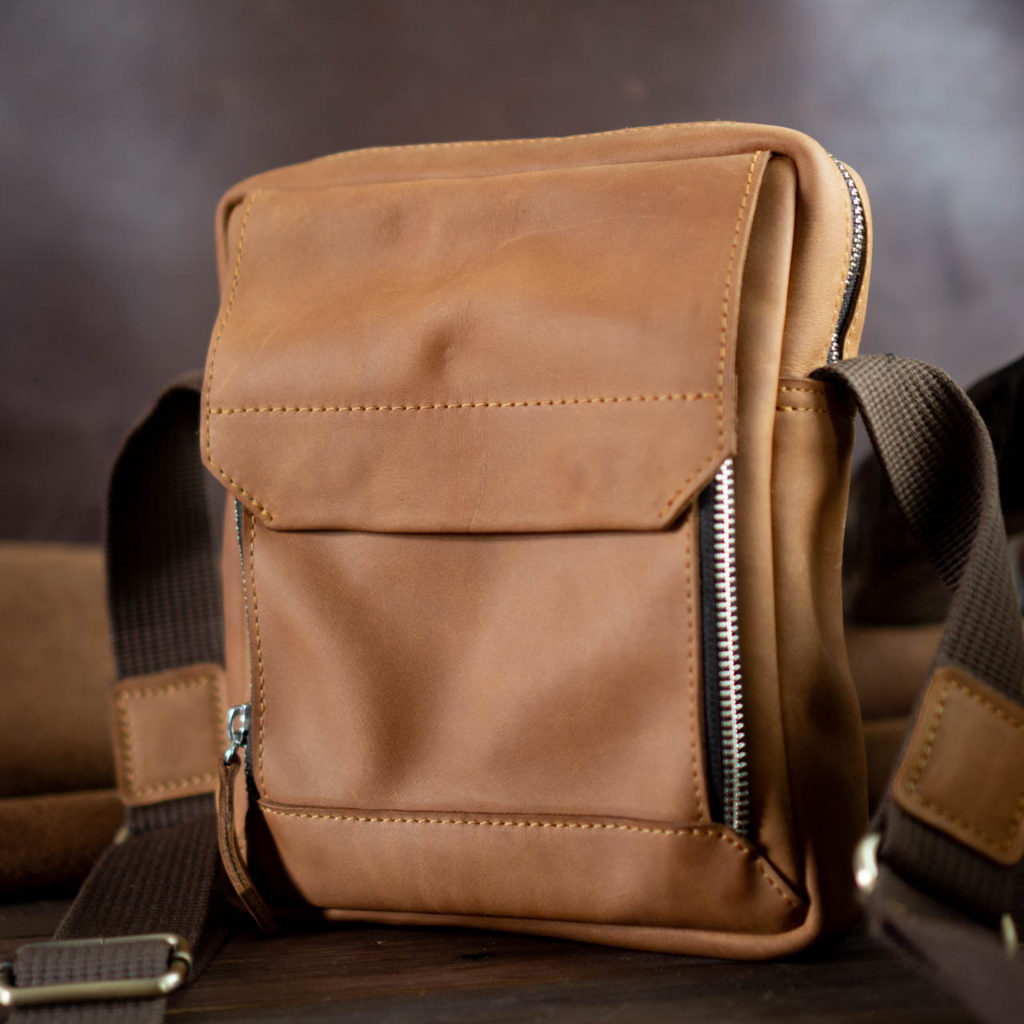 Túi đeo chéo da bò nhỏ gọn vừa ipad 7in ngăn khóa kéo - Messenger mini manuk leather - Da bò sáp crazy horse cao cấp