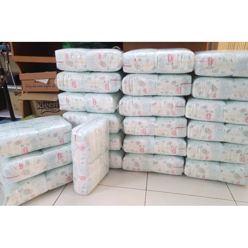 Combo 100-150c Tã dán Huggies sơ sinh tràm trà size Newborn cho bé từ chào đời đến 5kg