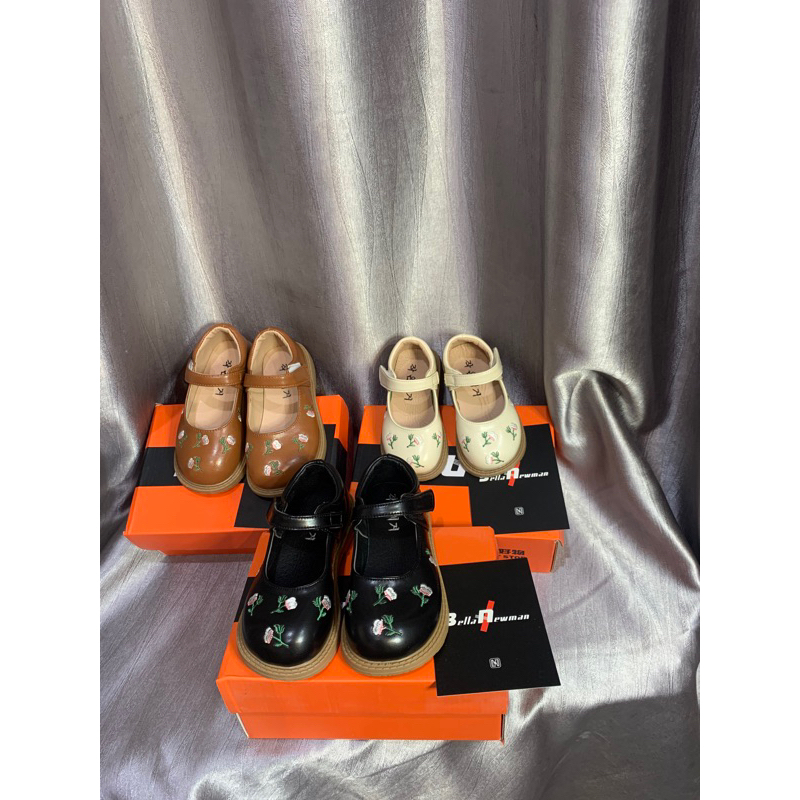 Giày Búp Bê Thêu Hoa Tone Hàn Quốc Cho Bé Gái