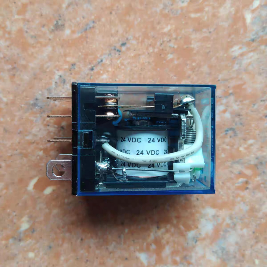 Relay trung gian LY2N 10A 12 - 220V 8 chân, relay 10A 8 chân, rơ le 220v10a 8 chân. rơ le 220V, relay trung gian