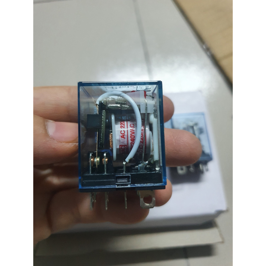 Relay trung gian LY2N 10A 12 - 220V 8 chân, relay 10A 8 chân, rơ le 220v10a 8 chân. rơ le 220V, relay trung gian