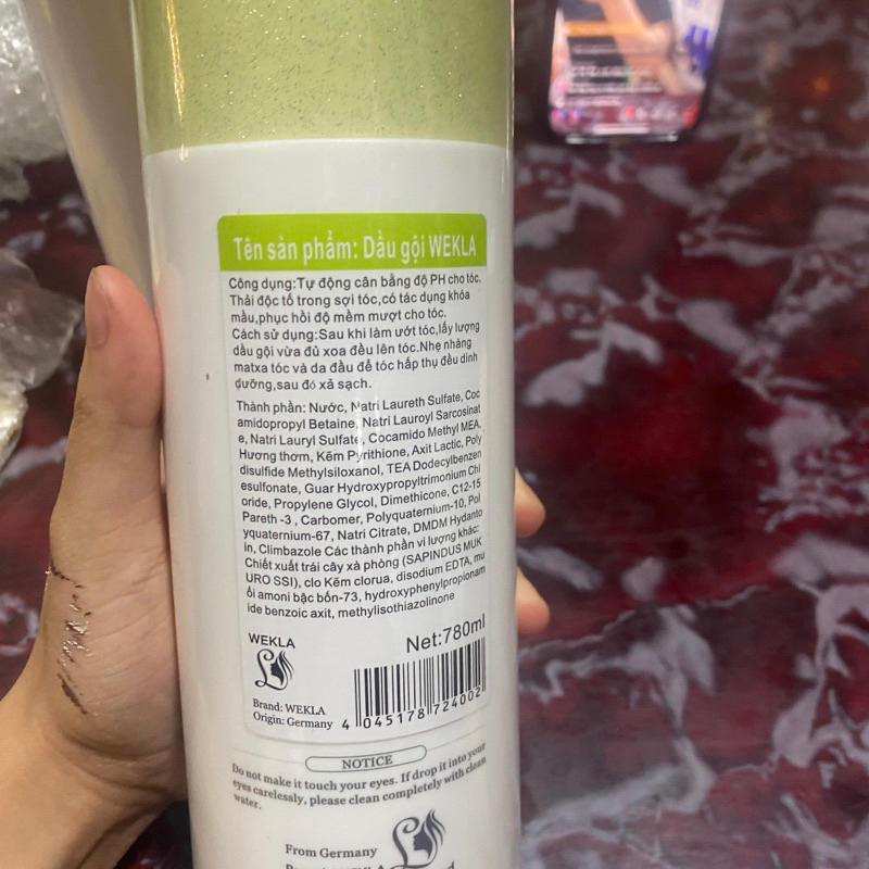 Dầu gội Wekla