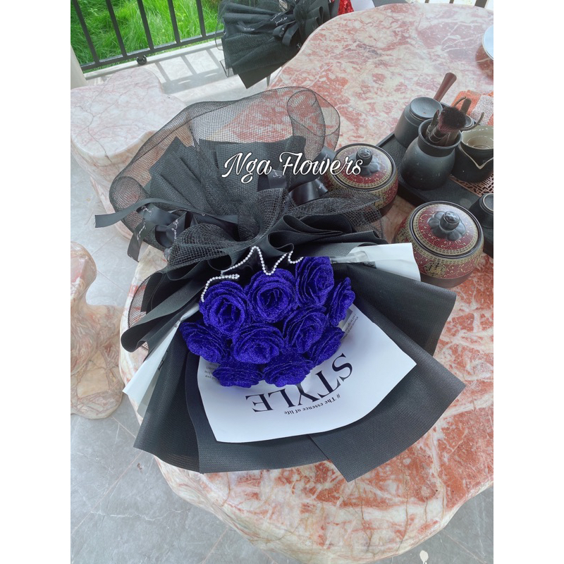 Bó Hoa Nhũ 10 Bông Form To Tặng Kèm Thiệp