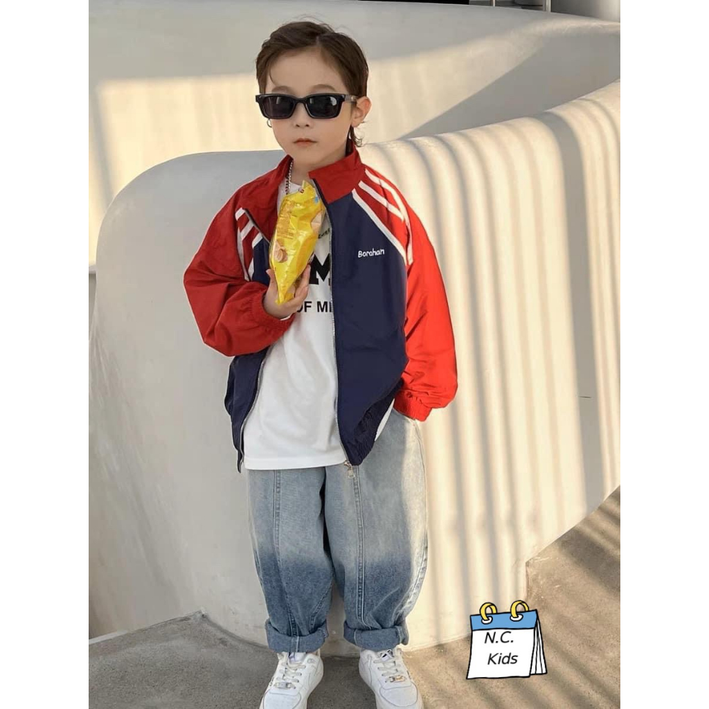 Áo gió phối màu đỏ đen bé trai