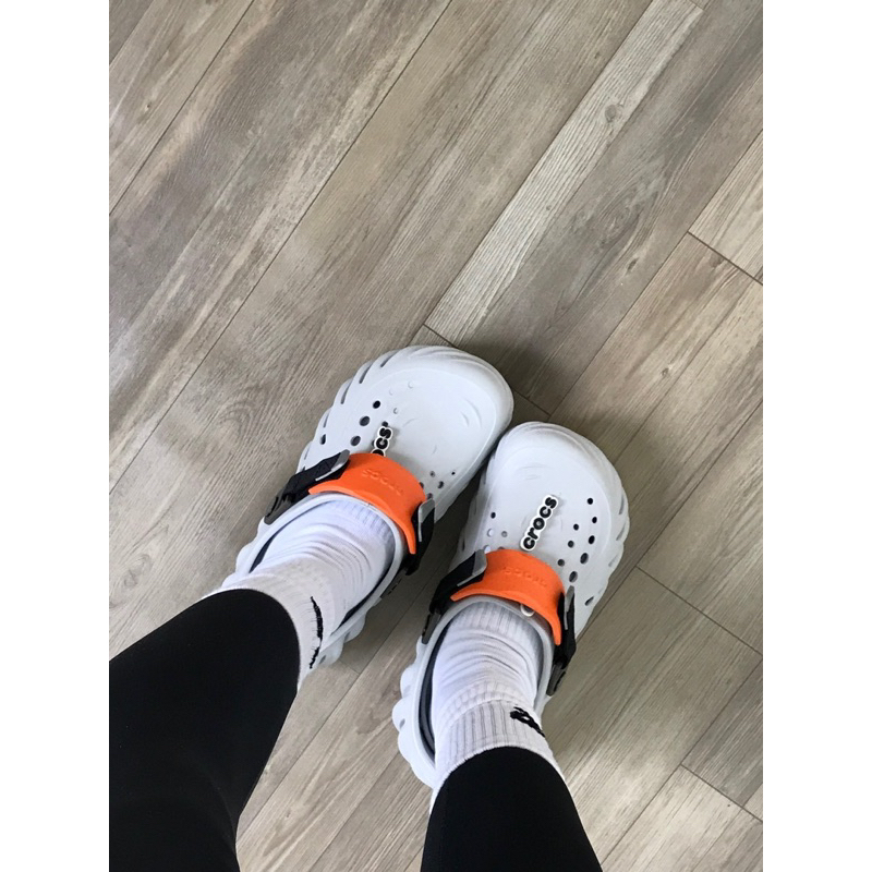 Dép crocs Echo quai dù