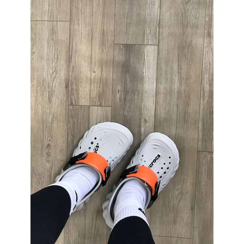 Dép crocs Echo quai dù