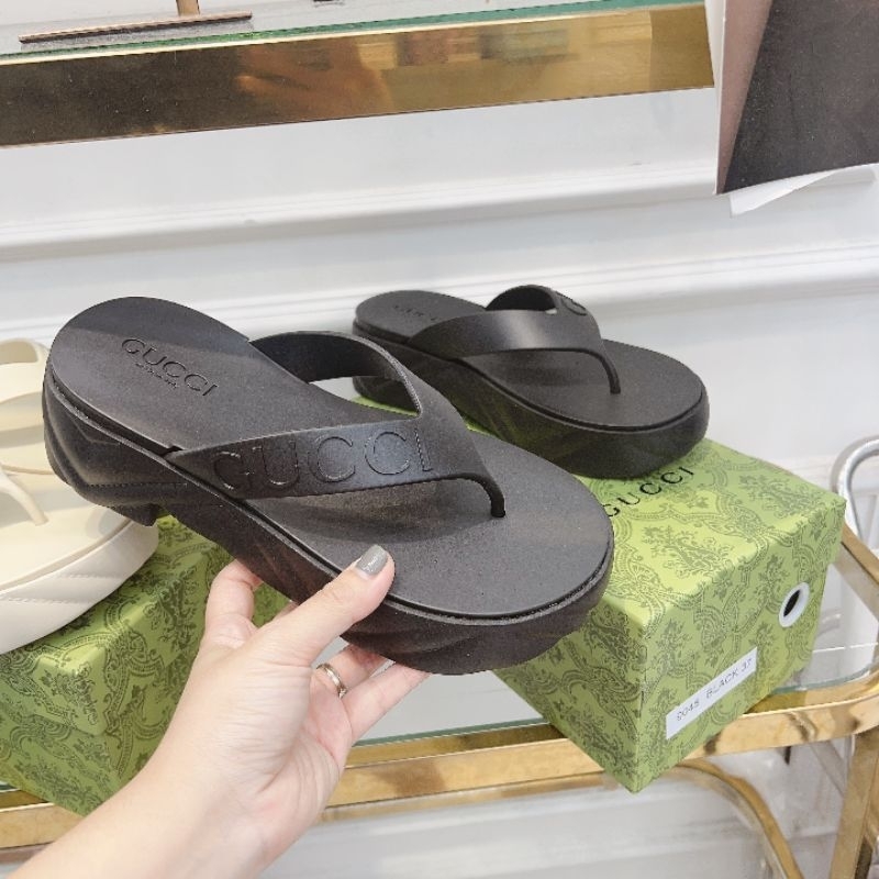 Lo Dép Kẹp G.c Nhựa Thơm Siêu Êm Fullbox Bill Túi Cao Cấp