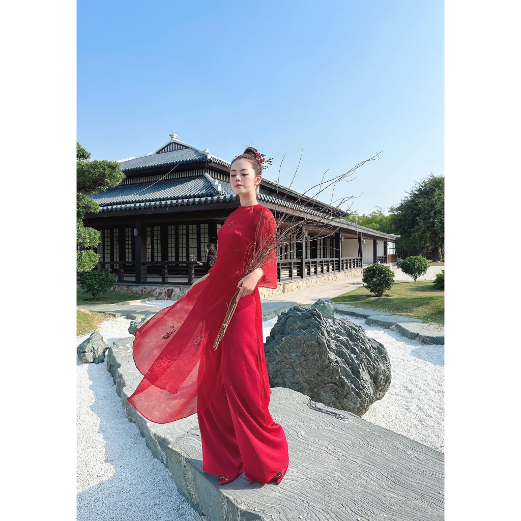 Set áo dài mẹ và bé cổ tròn siêu xinh - vải tơ óng- họa tiết đính kết cao cấp - màu đỏ - Áo Dài An Nhiên - AN64