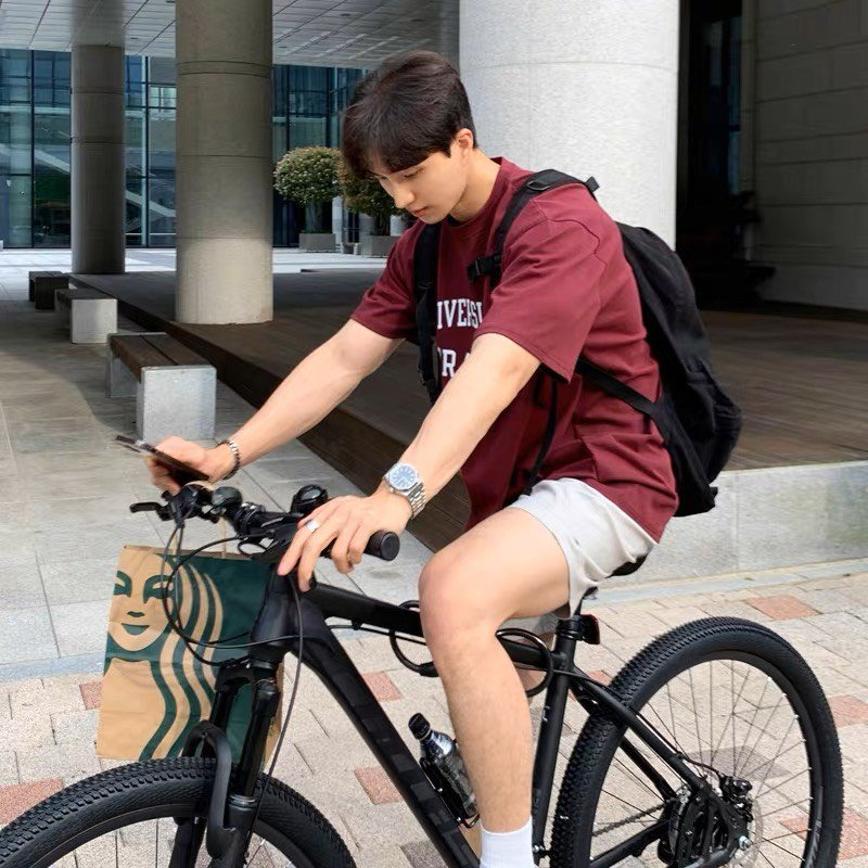 Áo Thun Nam màu đỏ đô dáng suông cotton mặc thấm hút